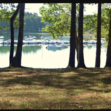 Camping Le Garoustel * Saint-Gerons
